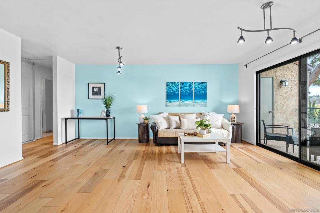 Del Cerro - Residential