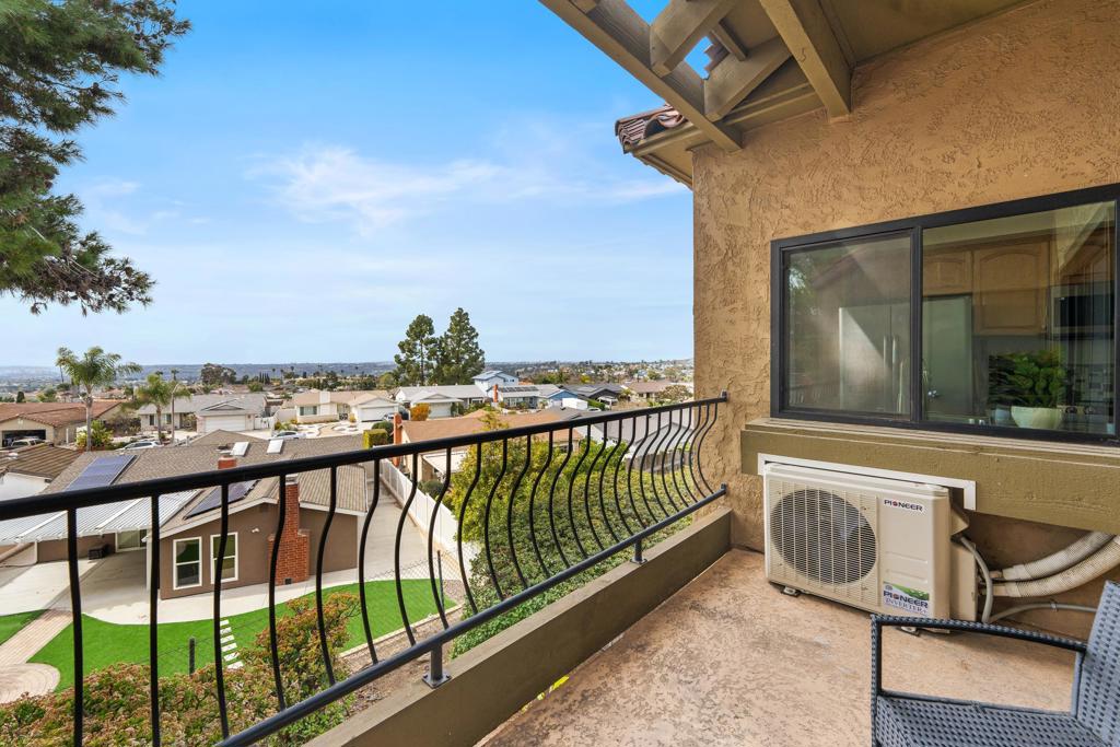 Del Cerro - Residential