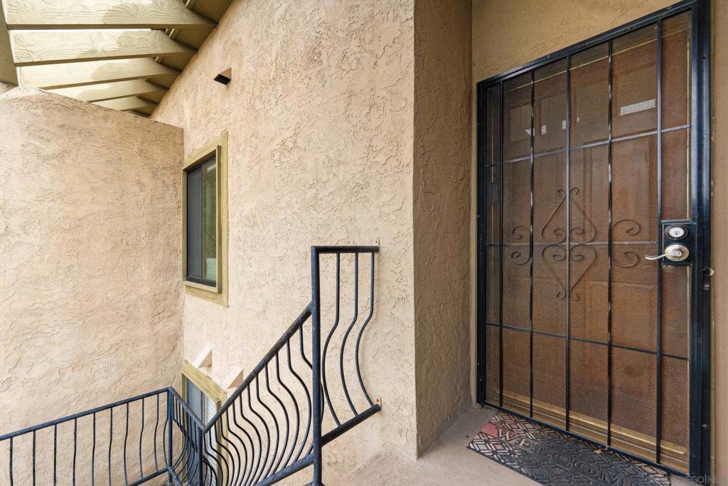 Del Cerro - Residential