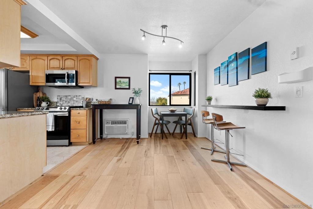 Del Cerro - Residential