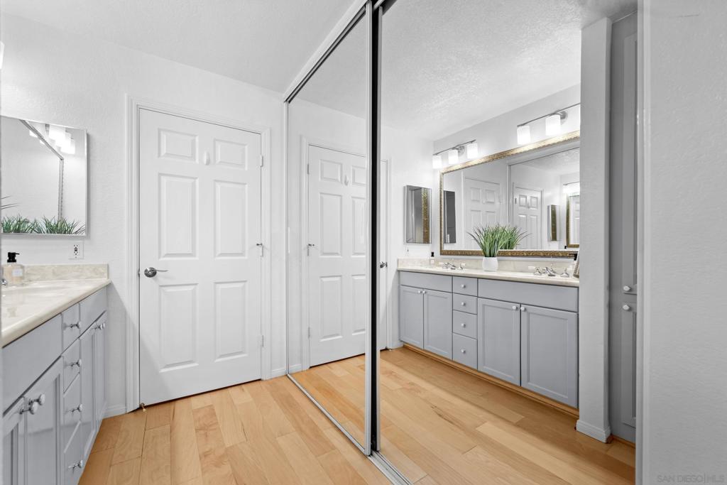 Del Cerro - Residential