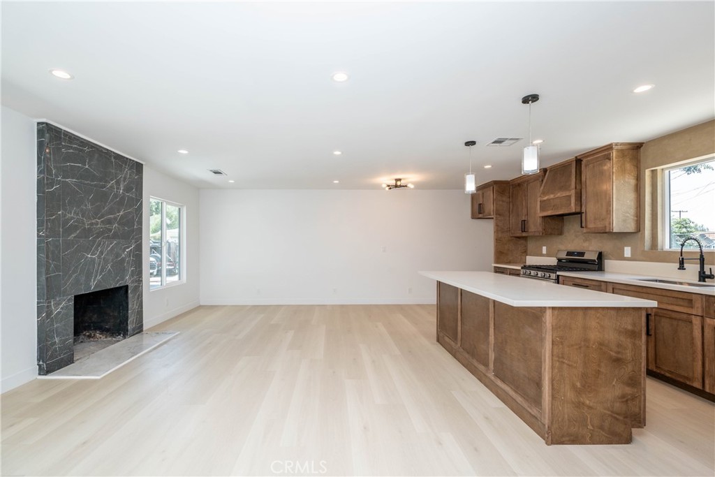 3128 Casa Loma Dr
