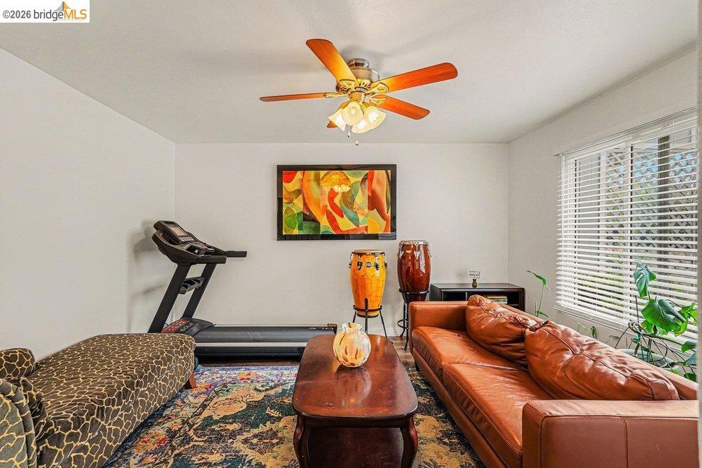 1454 Newhall Pkwy