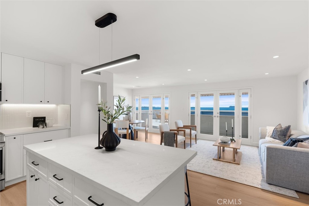 1200 E Ocean Boulevard 41