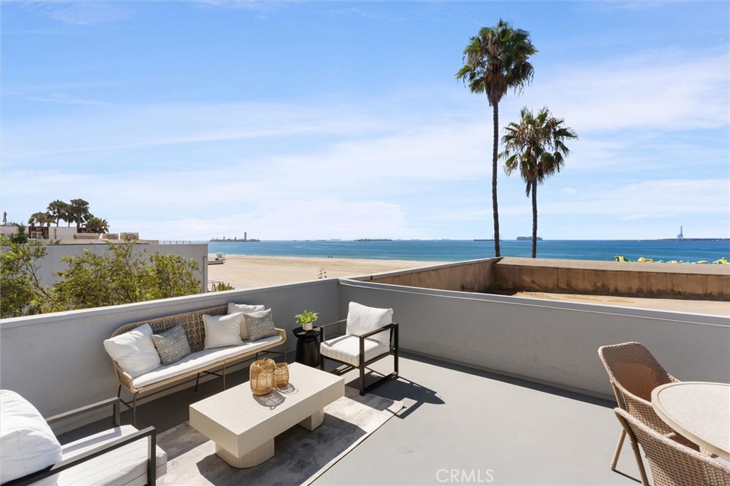 1200 E Ocean Boulevard 41