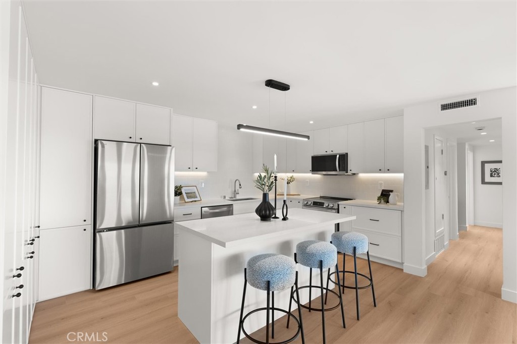 1200 E Ocean Boulevard 41