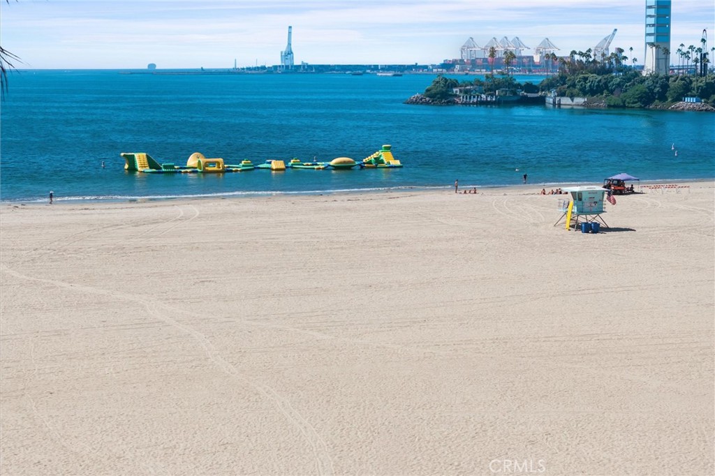 1200 E Ocean Boulevard 41