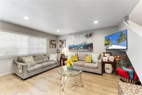 1234 N Citrus Avenue Unit 2, Covina, CA 91722 - MLS#: CV25254369