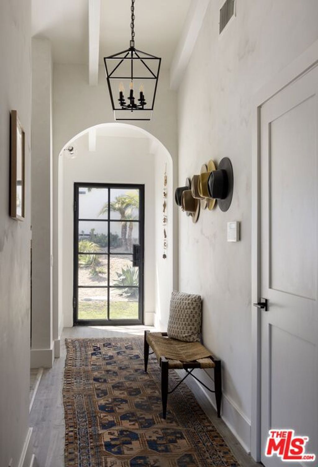 Photo of 29328 Heathercliff Road, Malibu, CA 90265 (MLS # 26670127)