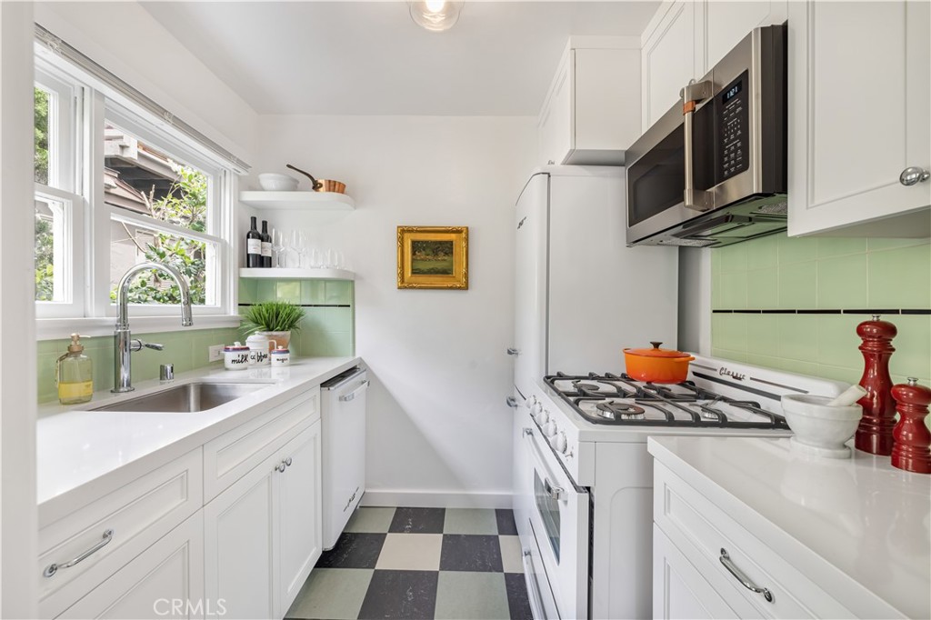 Charming and beautifully remodeled one-bedroom apartment in North Laguna, just blocks from the beach. Located in a quiet and highly desirable neighborhood near Heisler Park, local cafes, art galleries, and downtown Laguna Beach.
Inside, vaulted wood-beamed ceilings, abundant natural light, and thoughtful finishes create a warm and inviting space. The updated kitchen features all-new appliances, including a full-size fridge, gas stove, dishwasher, and microwave. A cozy dining area connects seamlessly to the living room for easy everyday living.
The bathroom is fresh and bright with a pedestal sink and step-in shower. A wall heater is available for cooler days. Enjoy an outdoor patio area with space to relax or enjoy a morning coffee.
Community laundry on-site. Street parking. Sewer and trash included. Offered furnished at $4,000/month or unfurnished at $3,600/month.