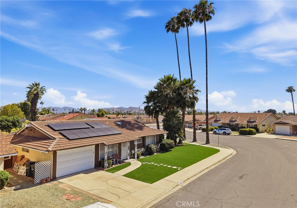 1381 Amberwood