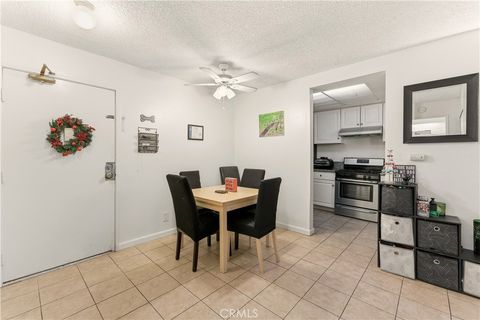 Photo of 600 W 3rd St St #B116, Santa Ana, CA 92701 (MLS # OC25250247)