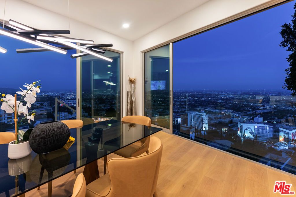 Photo of 8654 Hollywood Boulevard, Los Angeles, CA 90069 (MLS # 25540023)