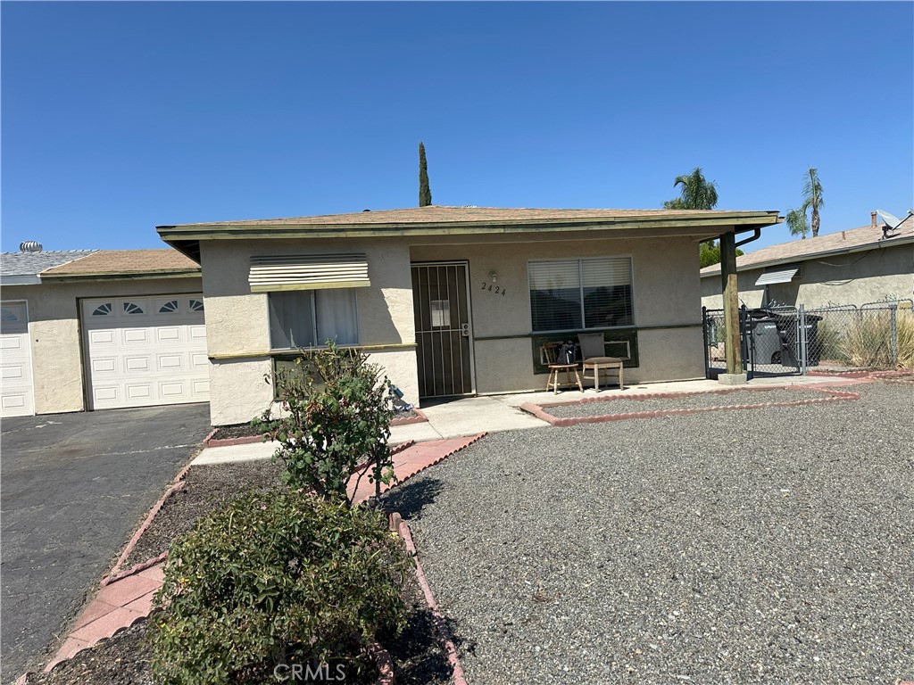 Located in the 55+ Valle Hermosa community, this single-story 2 bedroom, 1 bathroom home is just waiting for new owners and a bit of TLC. Attached single car garage and driveway. Conveniently located near shopping & medical. Property to be sold as-is.