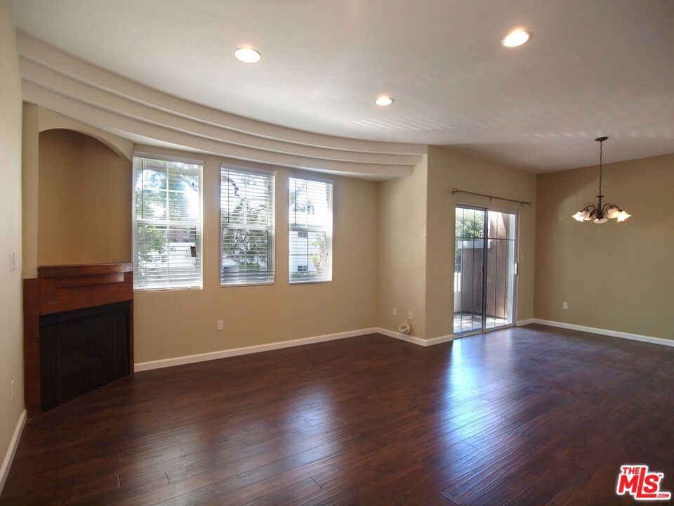 This beautiful and recently updated, move-in ready townhouse awaits in prime Sherman Oaks near Westfield Fashion Square, just moments to Whole Foods, 'super' Ralphs, and the numerous shops, restaurants, and entertainment along Ventura Boulevard. Enter the sophisticated open floor plan allowing for a seamless flow from the living, dining, and kitchen, all accented by sleek wood floors and sliding glass doors to a serene patio. Additional features include well-appointed bedrooms, renovated baths, extensive storage/built-ins, skylights, fireplace, controlled entry, parking, in-unit washer/dryer, and more.