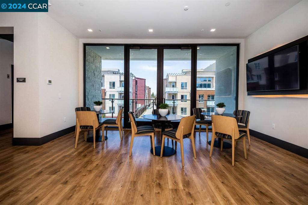 WARM SPRINGS - Residential