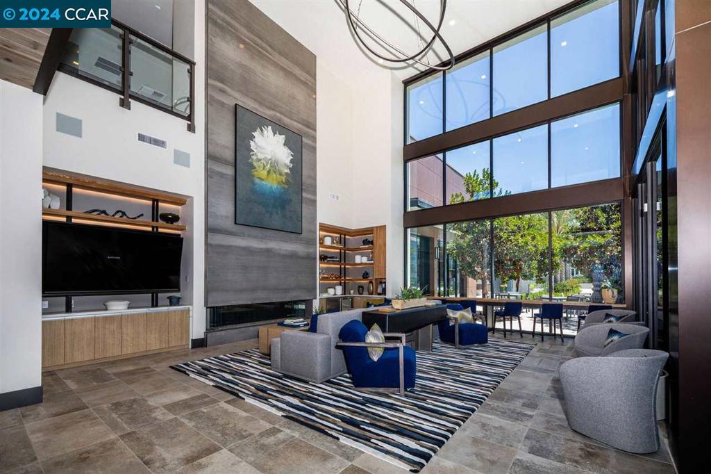 WARM SPRINGS - Residential