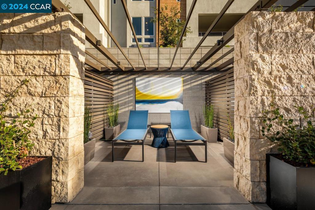 WARM SPRINGS - Residential