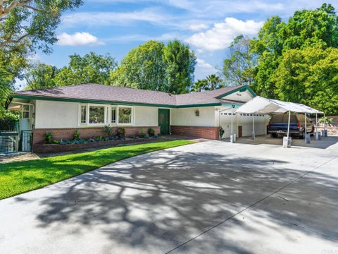 Photo of 33 Empty Saddle Lane, Rolling Hills Estates, CA 90274 (MLS # PTP2607245)
