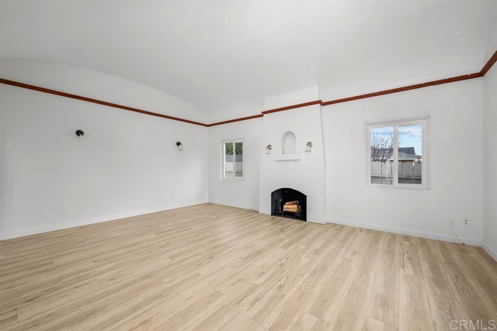 249 51 Garrett Avenue