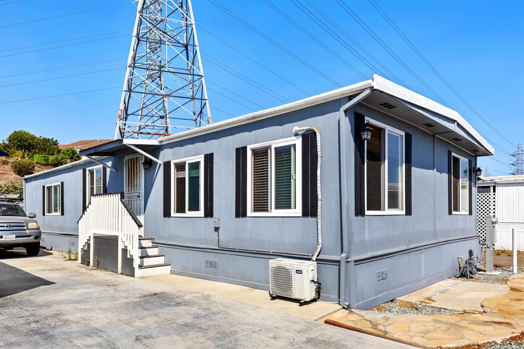 3030 Oceanside Boulevard 61