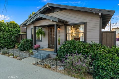 Photo of 3624 E 8th St, Long Beach, CA 90804 (MLS # PW25240481)