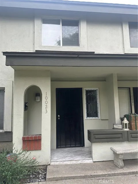 10023 Karmont Avenue, South Gate, CA 90280 - MLS#: SR25258501