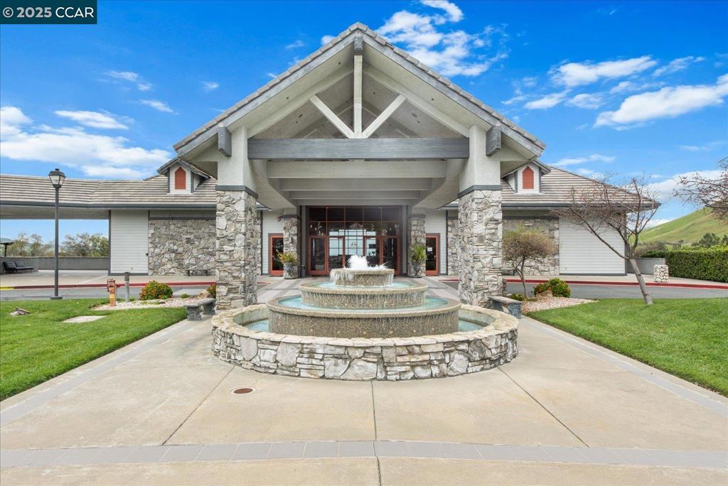 CHAPARRAL SPRNGS - Residential