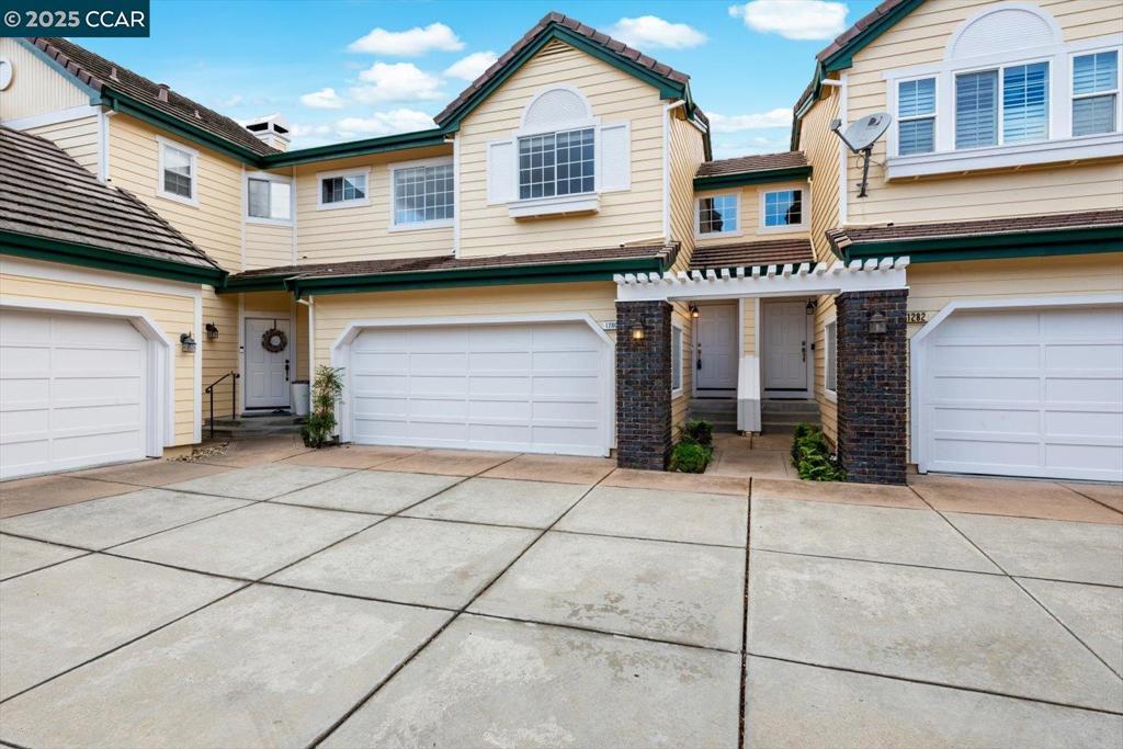 CHAPARRAL SPRNGS - Residential