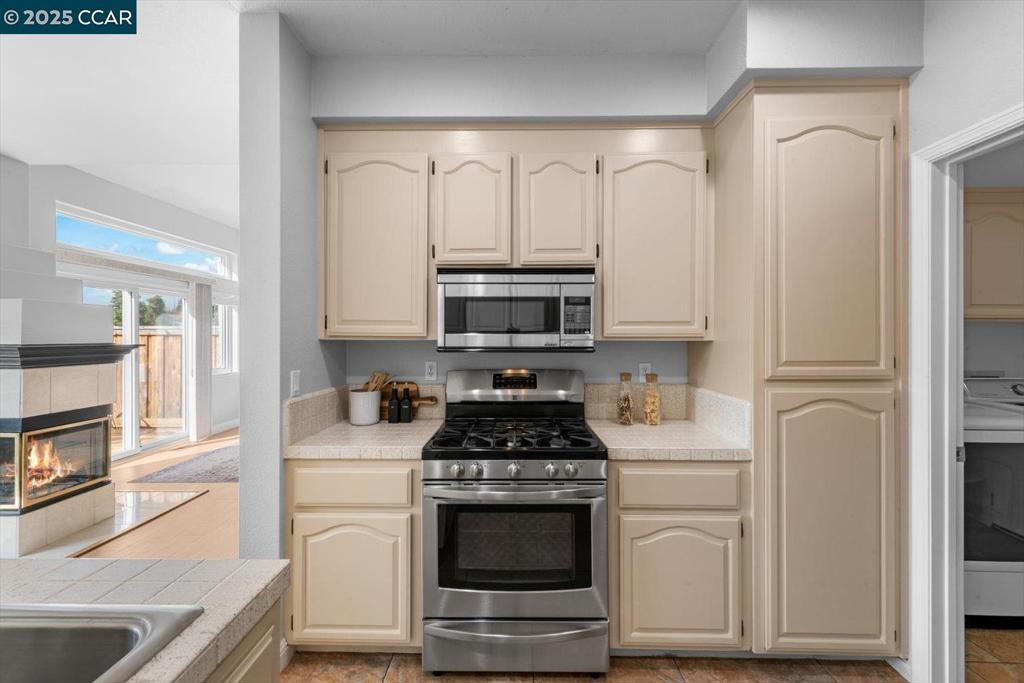 CHAPARRAL SPRNGS - Residential