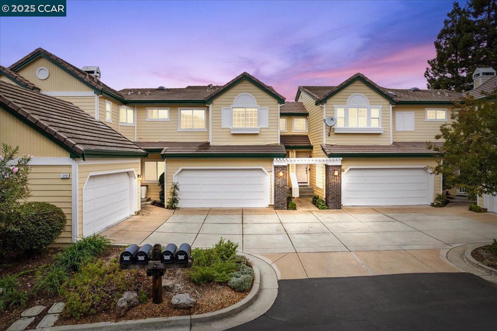 CHAPARRAL SPRNGS - Residential