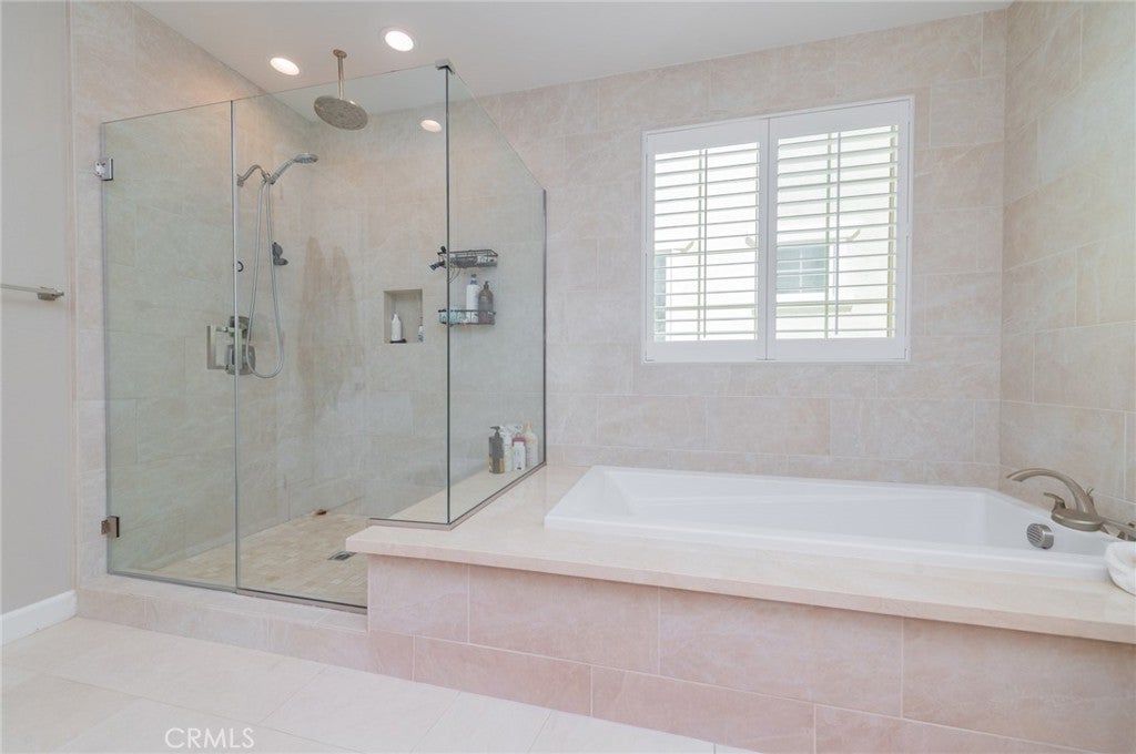 2033 Rembrandt, Santa Ana CA 92704 - Photo 28