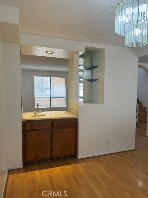 306 W Woodward Avenue