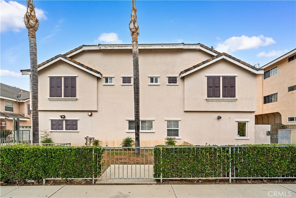 5241 Rosemead Boulevard C