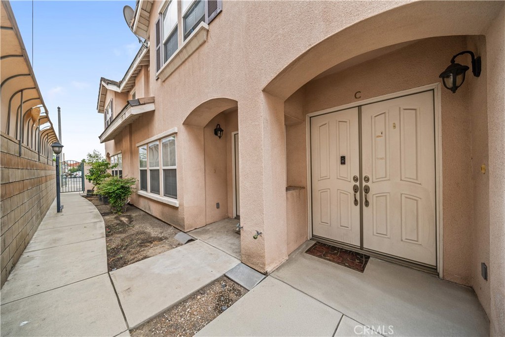 5241 Rosemead Boulevard C
