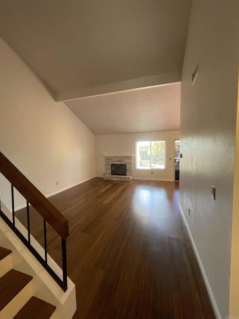 1612 Bridgeview Drive