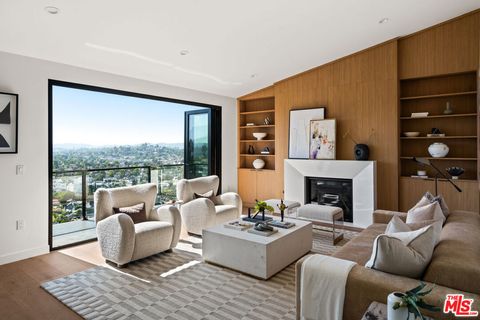 Photo of 2536 Medlow Avenue, Los Angeles, CA 90041 (MLS # 26837939)