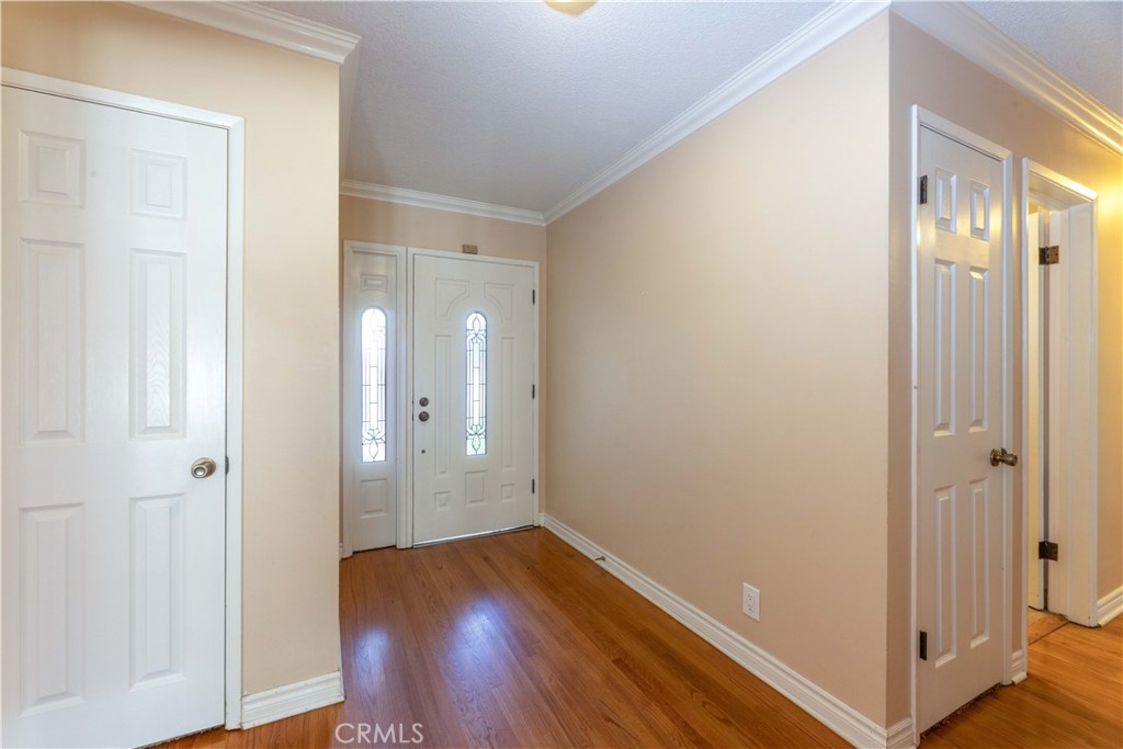 11572 Garden Dr.