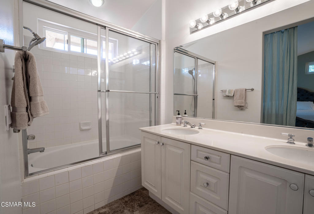 Capri West Oaks Park-832 - 832 - Residential Lease