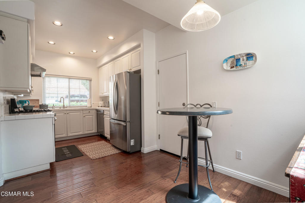 Capri West Oaks Park-832 - 832 - Residential Lease