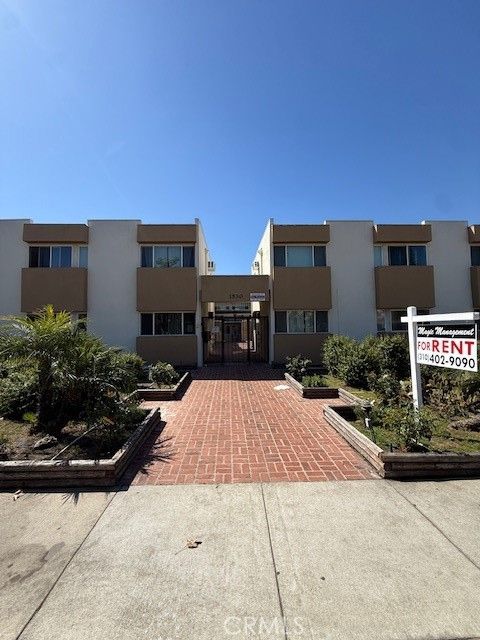 Photo of 1530 E Broadway, Glendale, CA 91205 (MLS # GD26081657)