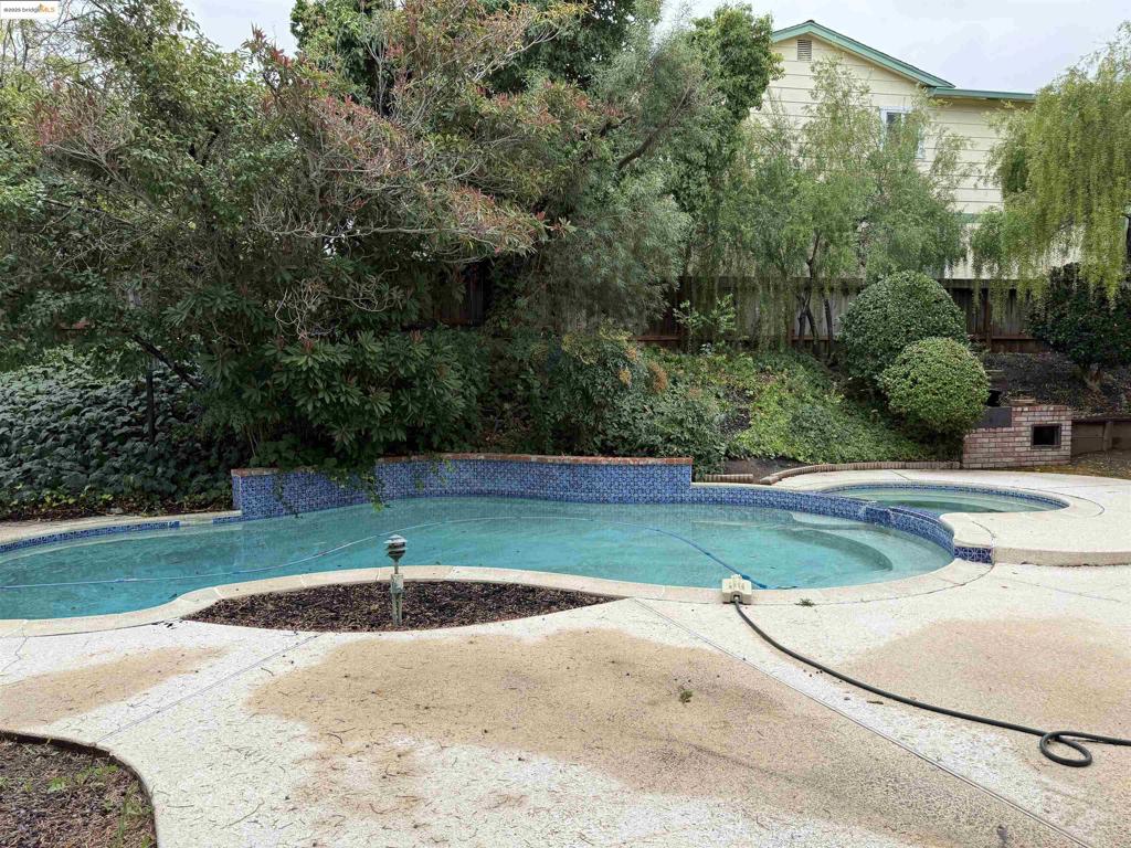 ANTIOCH - Residential