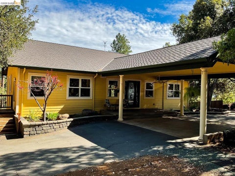 Photo of 14654 Kathy LN LN, Pioneer, CA 95666 (MLS # 41149822)