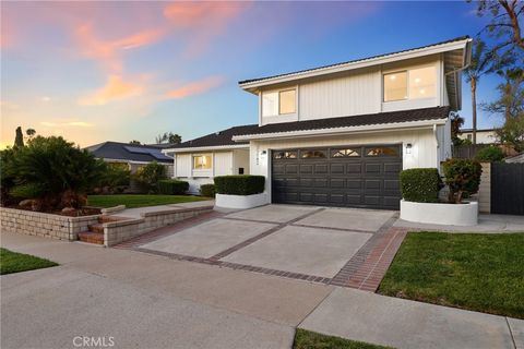 25082 Ericson Way Laguna Hills CA 92653