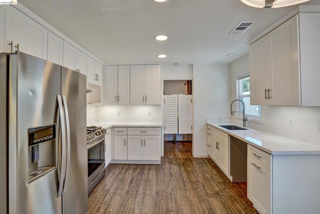 207 Bergedo Dr.