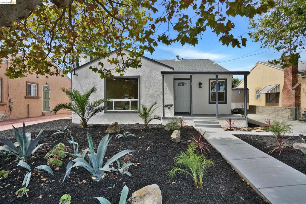 207 Bergedo Dr.
