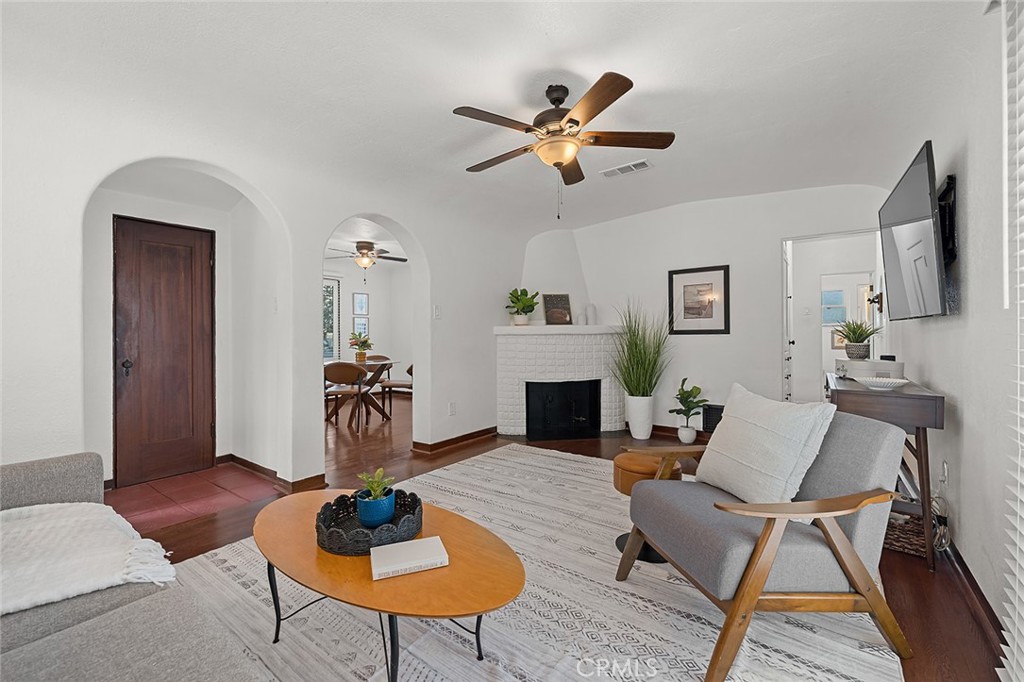 2310 Magnolia Avenue
