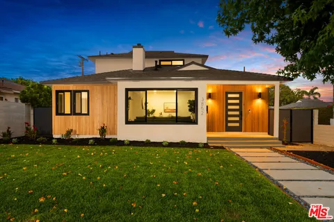 3852 Bledsoe Avenue, Los Angeles, CA 90066 - MLS#: 25486757