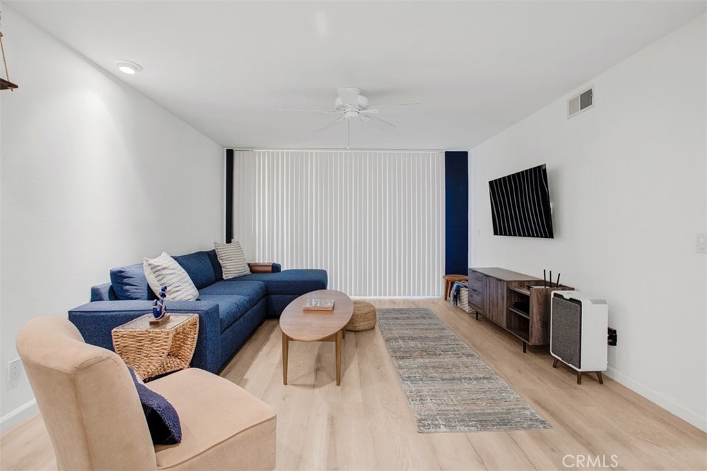 Alamitos Beach (AB) - Residential Lease