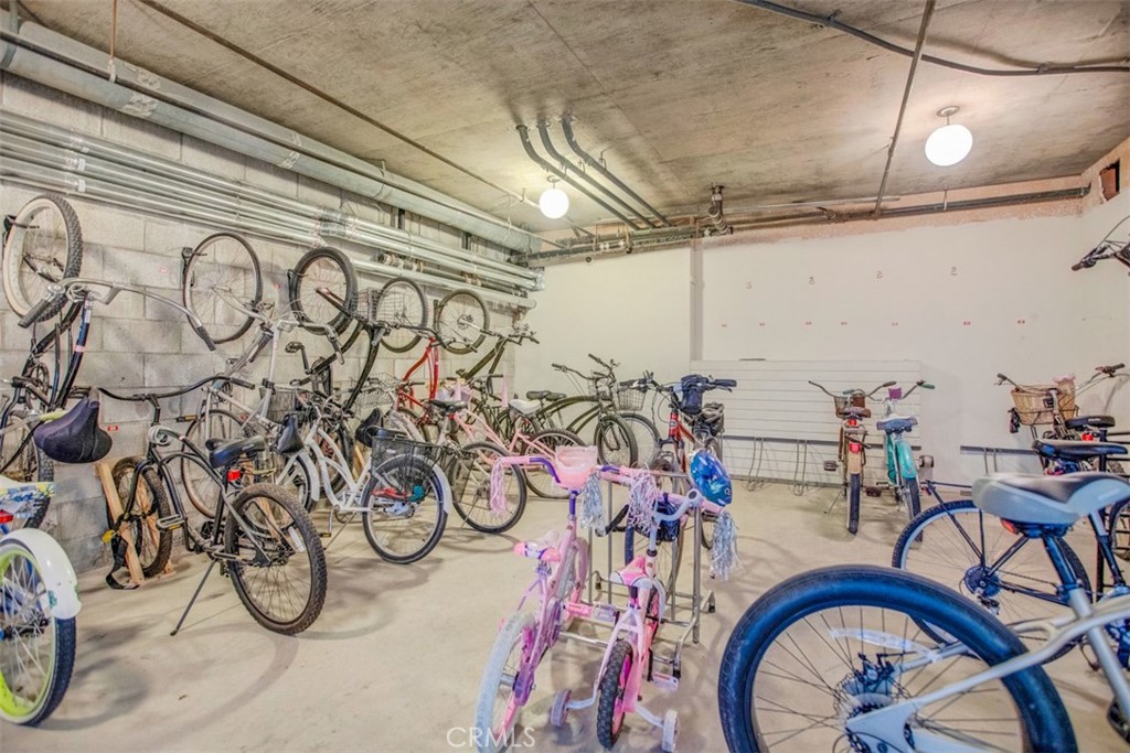 Alamitos Beach (AB) - Residential Lease